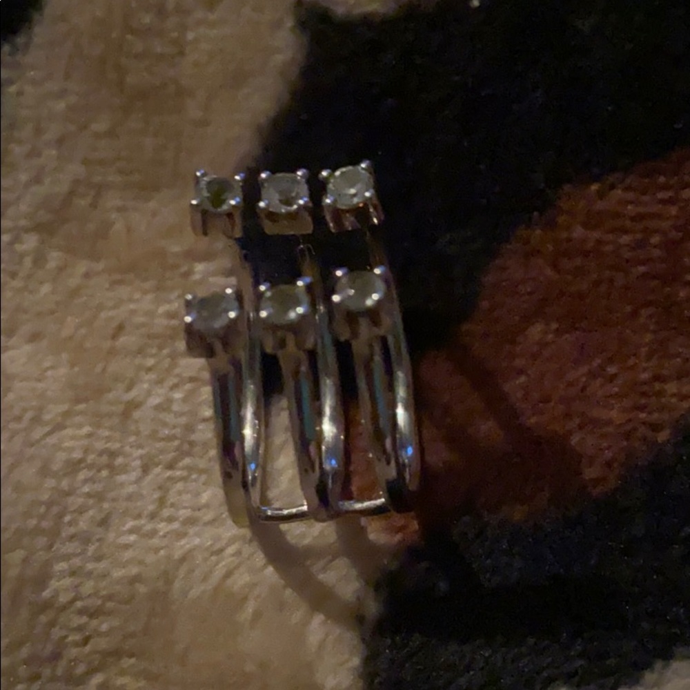 Ladies Ring - Picture 2 of 3